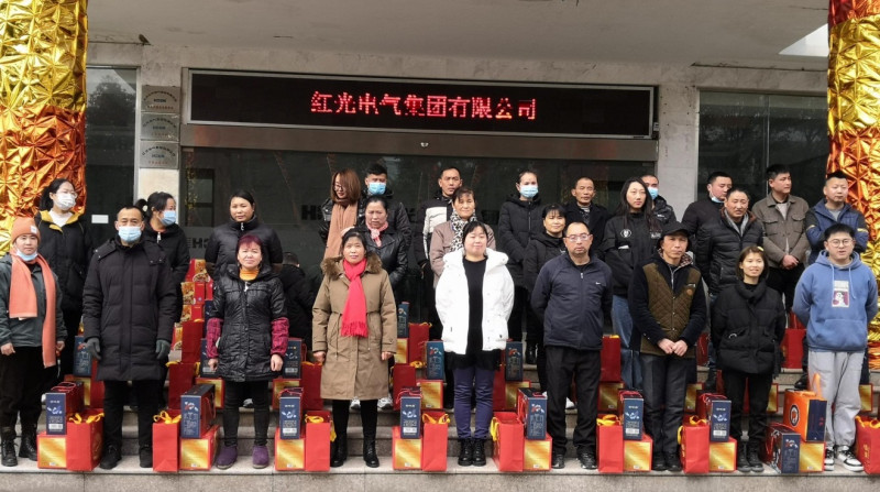 工会慰问送温暖，浓浓眷注显真情